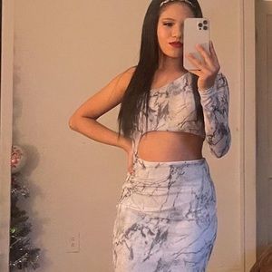 Meet your Posher, Abigail